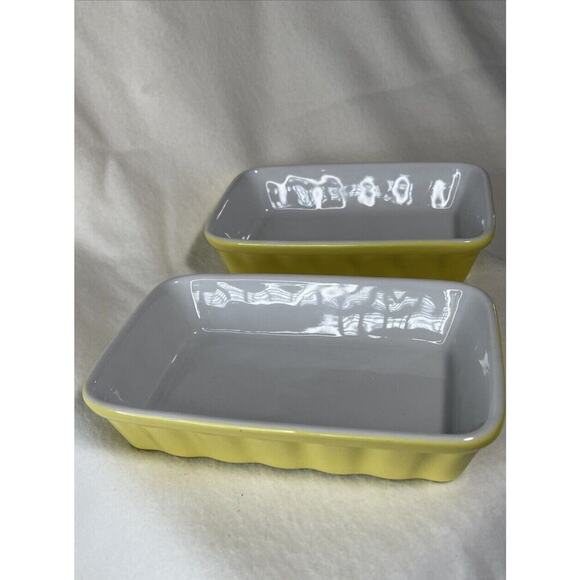 Valentina Yellow Scalloped Sides Baking Dish Made In Italy 7 x 5 in Bakeware Set - Picture 1 of 6